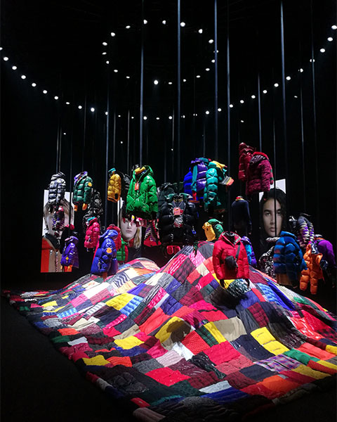 Sfilata di moda Casa di moda Palazzo scintille Milano