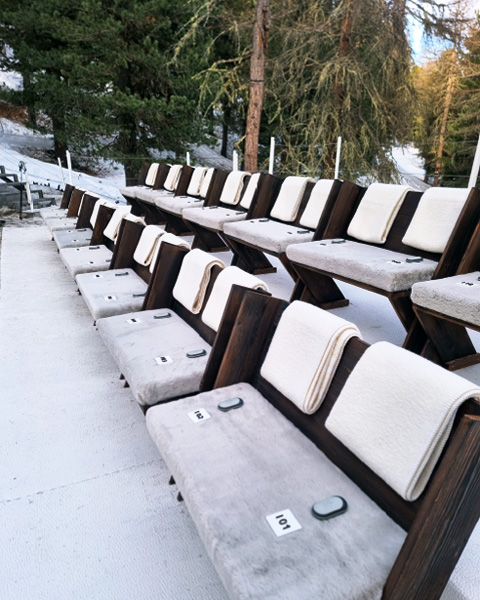 Sedie Riscaldate Sfilata sulla Neve St. Moritz